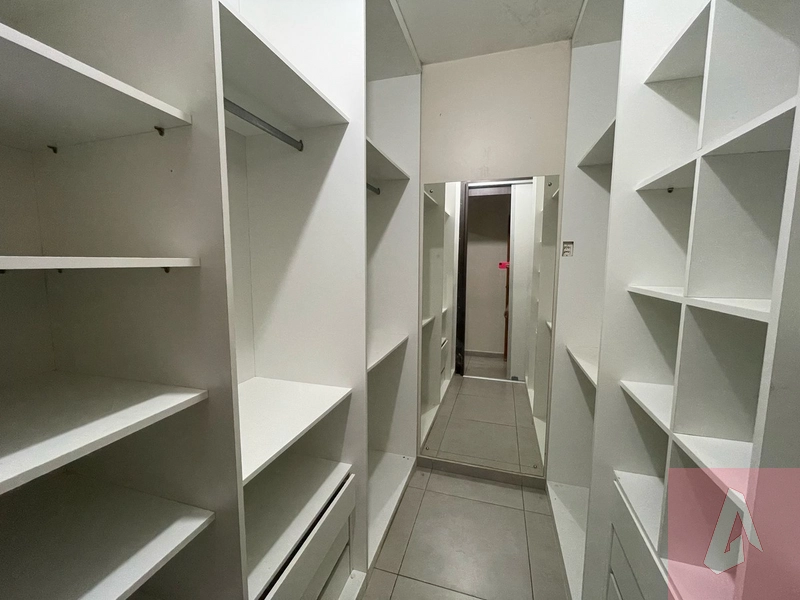 : 10ª foto da galeria de imagens do imóvel