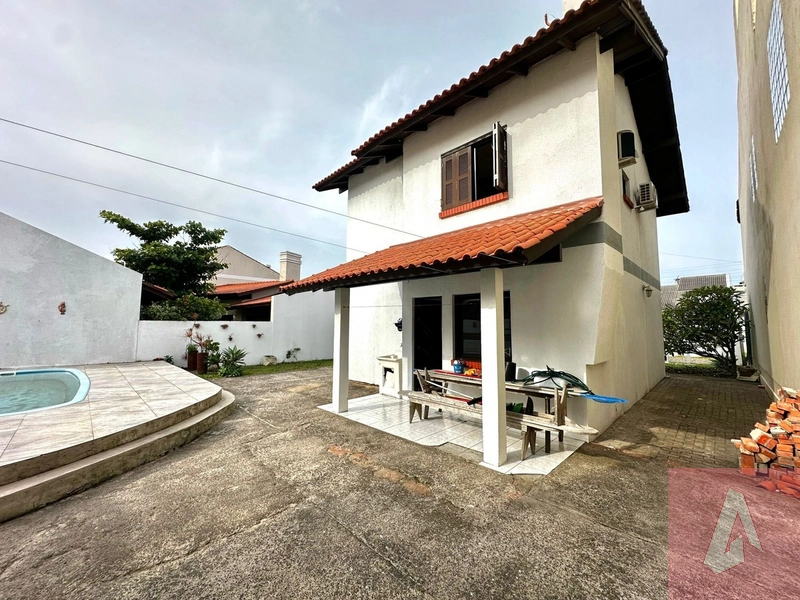 Casa à venda em Imbé: 5ª foto da galeria de imagens do imóvel