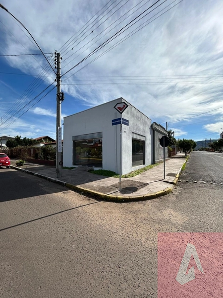 Sala comercial no bairro Centenário: 3ª foto da galeria de imagens do imóvel