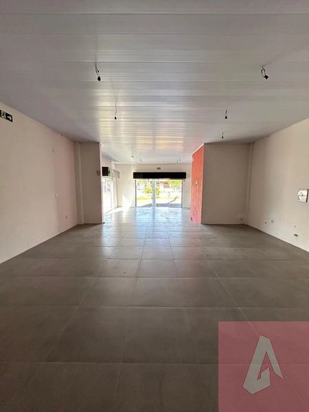 Sala comercial no bairro Centenário: 4ª foto da galeria de imagens do imóvel