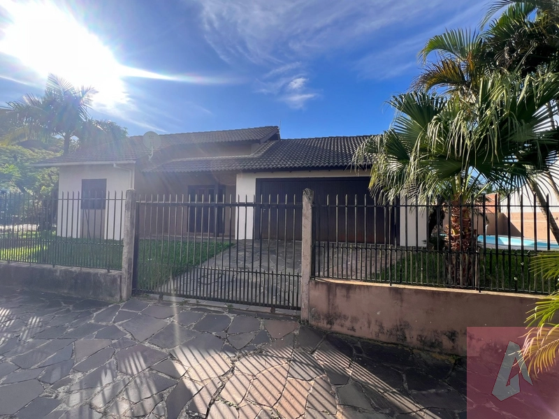 : 2ª foto da galeria de imagens do imóvel