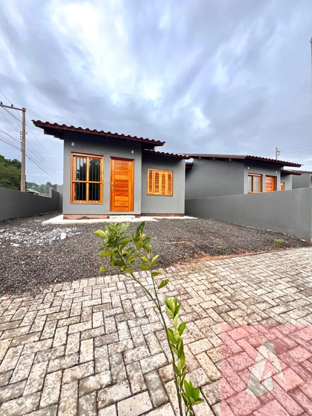 Casa à venda em Sapiranga.: 1ª foto da galeria de imagens do imóvel