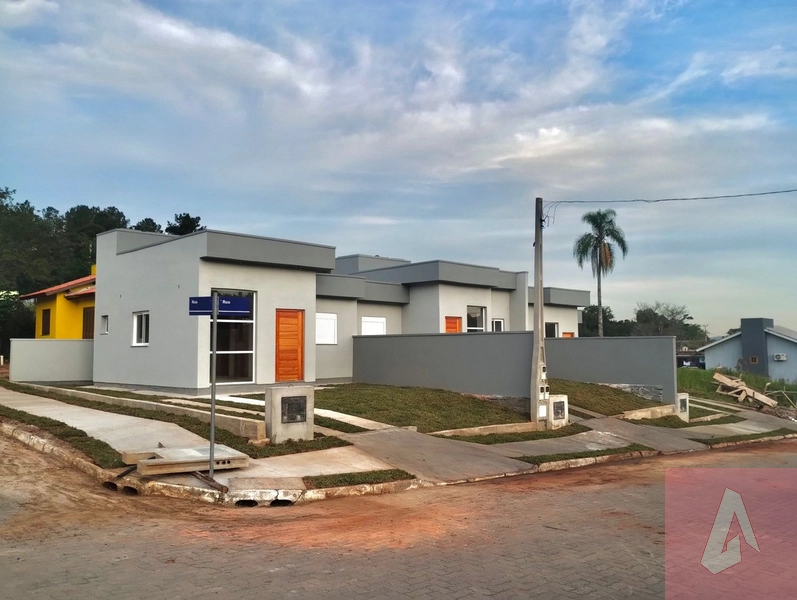 Geminados à venda em Araricá: 1ª foto da galeria de imagens do imóvel