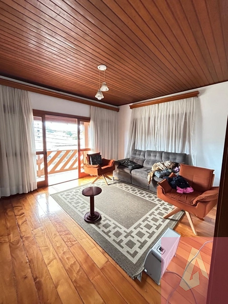 CASA NO BAIRRO OESTE: 10ª foto da galeria de imagens do imóvel