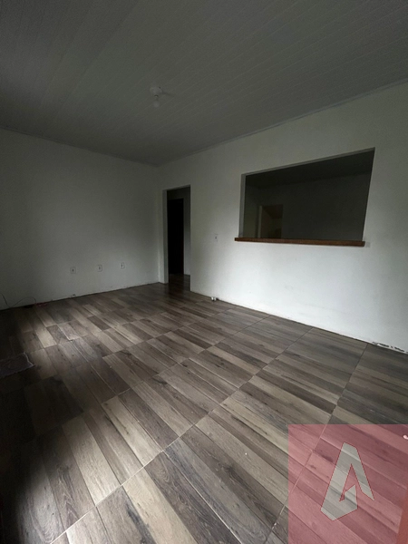Casa no bairro Centenário: 6ª foto da galeria de imagens do imóvel
