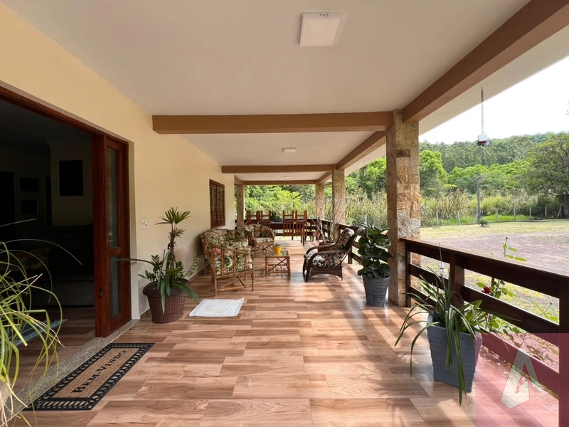 : 2ª foto da galeria de imagens do imóvel