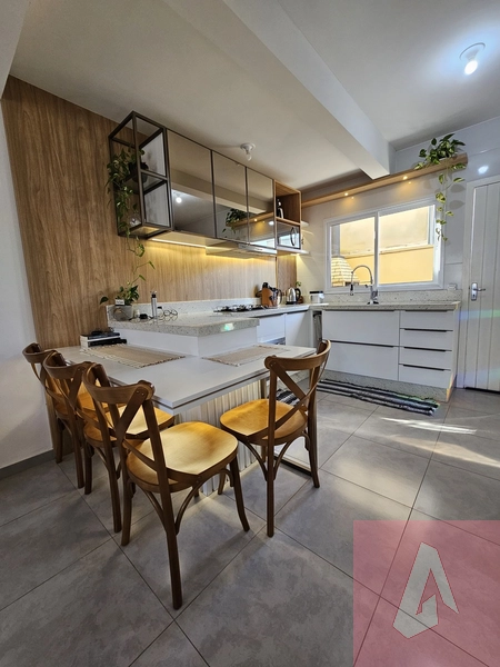 Sobrado à venda em Sapiranga: 1ª foto da galeria de imagens do imóvel