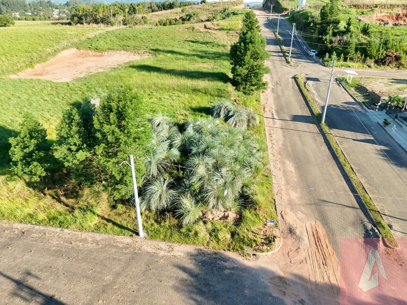 Terreno de esquina à venda em Araricá: 9ª foto da galeria de imagens do imóvel