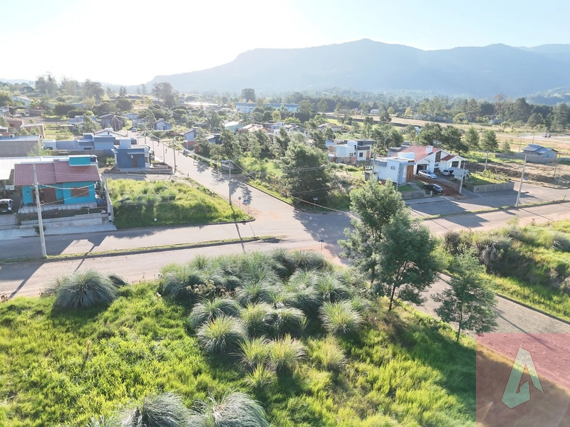 Terreno de esquina à venda em Araricá: 11ª foto da galeria de imagens do imóvel