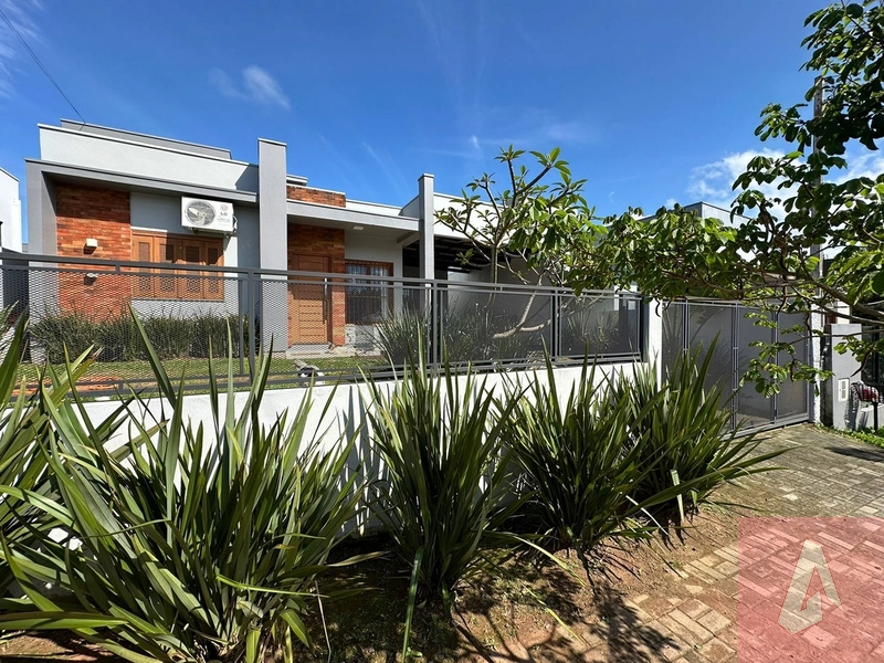 Casa à venda em Sapiranga