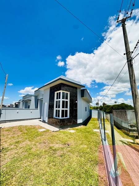 Casa à venda em Sapiranga: 1ª foto da galeria de imagens do imóvel