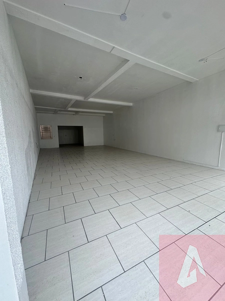 SALA COMERCIAL NO CENTRO: 2ª foto da galeria de imagens do imóvel