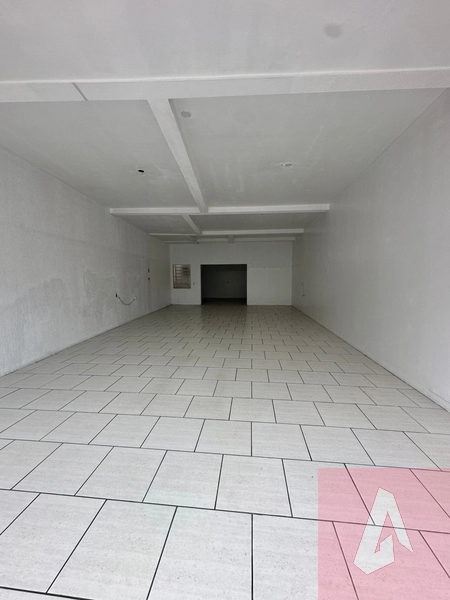 SALA COMERCIAL NO CENTRO: 2ª foto da galeria de imagens do imóvel