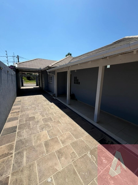 Casa com prédio nos fundos: 28ª foto da galeria de imagens do imóvel