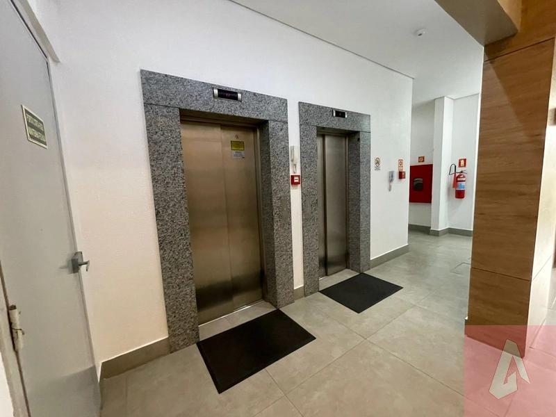 Apartamento: 2ª foto da galeria de imagens do imóvel