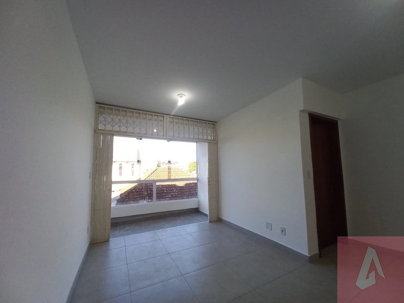 Apartamento: 3ª foto da galeria de imagens do imóvel