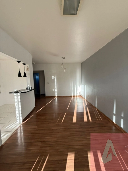 Apartamento: 2ª foto da galeria de imagens do imóvel