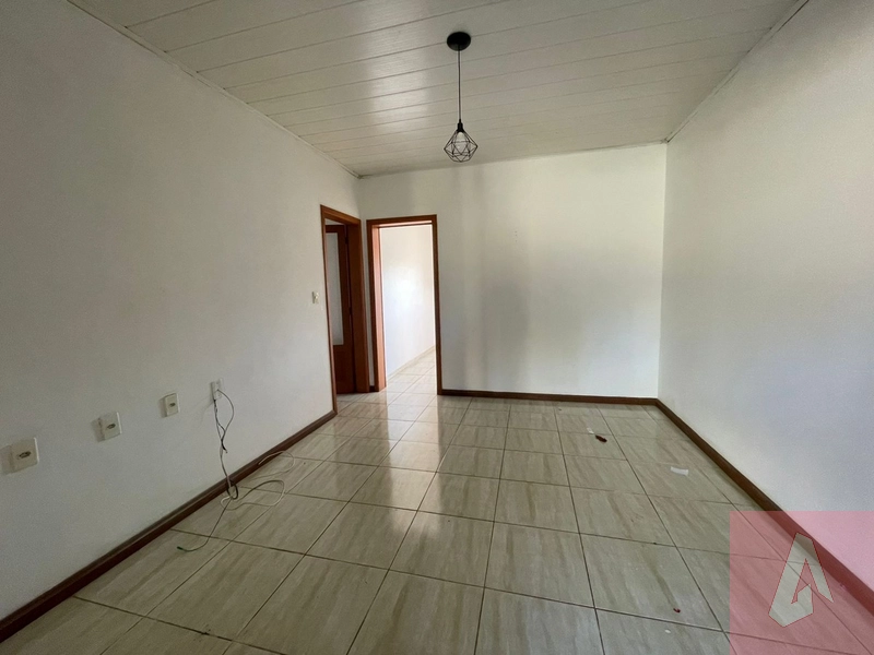 Casa no Bairro São Jacó: 3ª foto da galeria de imagens do imóvel