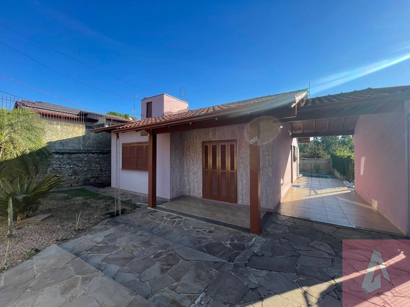 Casa no Bairro São Jacó: 1ª foto da galeria de imagens do imóvel