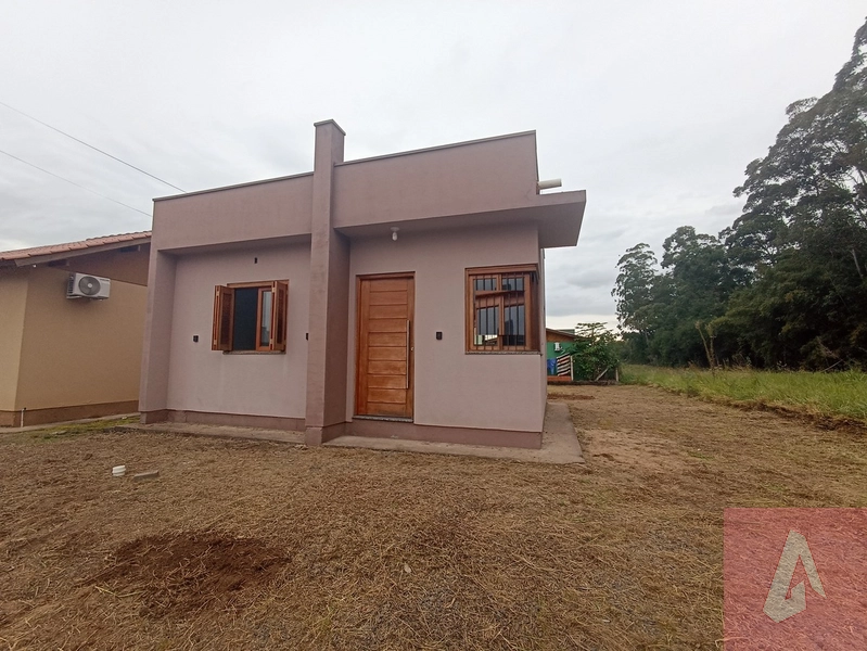 Casa: 2ª foto da galeria de imagens do imóvel