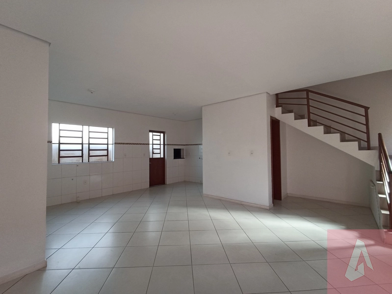 Casa: 3ª foto da galeria de imagens do imóvel