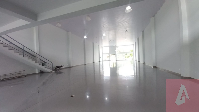 PRÉDIO: 4ª foto da galeria de imagens do imóvel