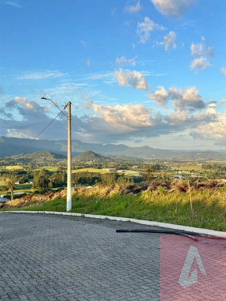 Terrenos à venda em Araricá: 1ª foto da galeria de imagens do imóvel