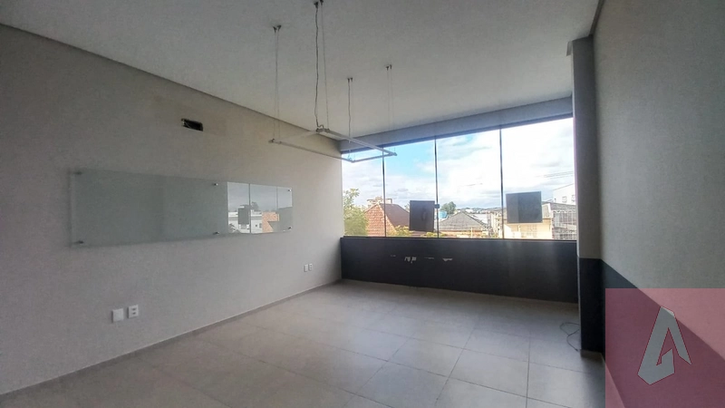 SALA: 5ª foto da galeria de imagens do imóvel