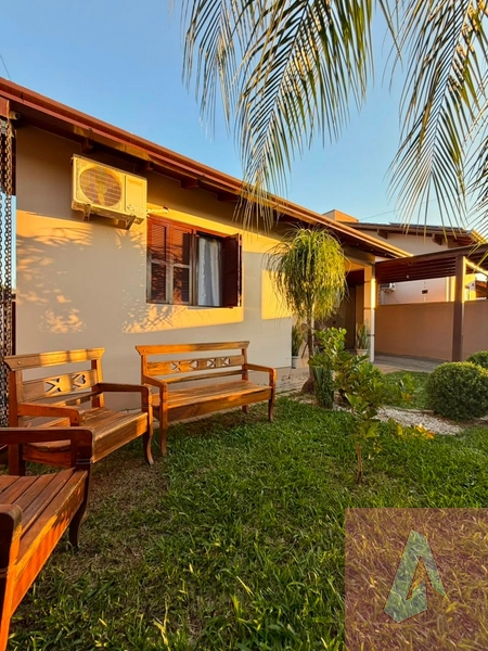 Casa à venda em Sapiranga