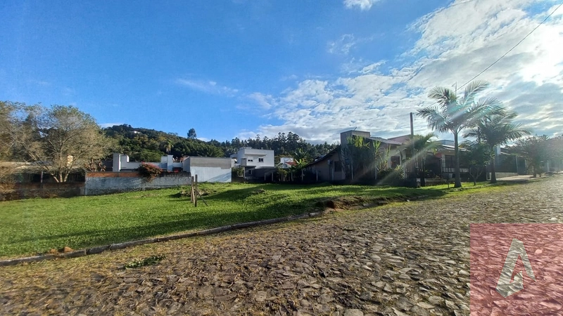 Terreno: 1ª foto da galeria de imagens do imóvel