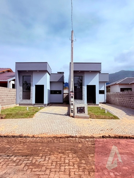 Casa à venda em Araricá