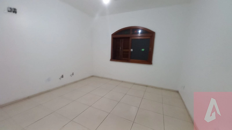 CASA COMERCIAL: 19ª foto da galeria de imagens do imóvel