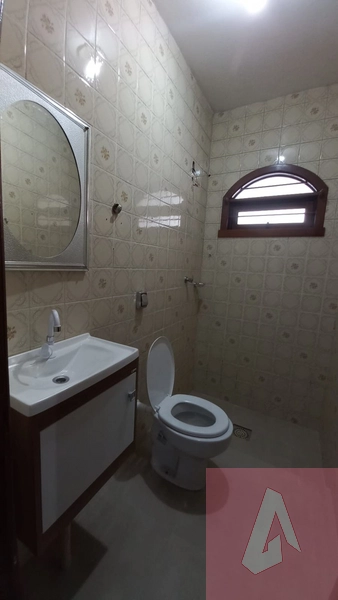 CASA COMERCIAL: 15ª foto da galeria de imagens do imóvel