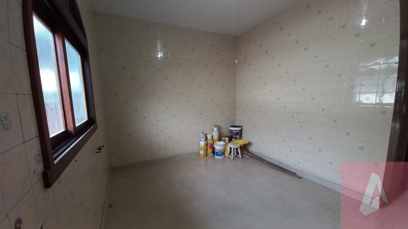 CASA COMERCIAL: 13ª foto da galeria de imagens do imóvel