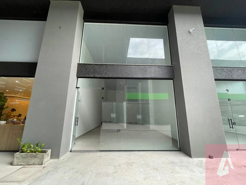 SALA COMERCIAL