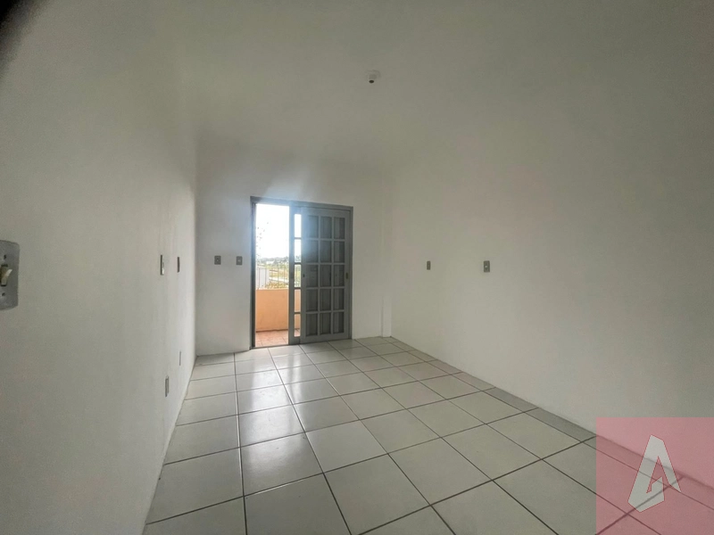 Apartamento: 2ª foto da galeria de imagens do imóvel