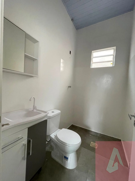 CASA COMERCIAL: 9ª foto da galeria de imagens do imóvel