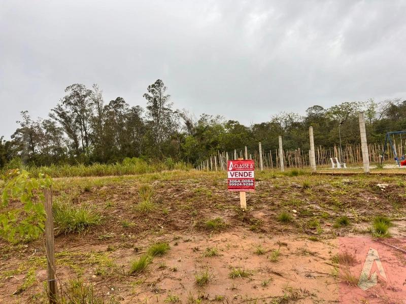 Terreno a venda em Araricá