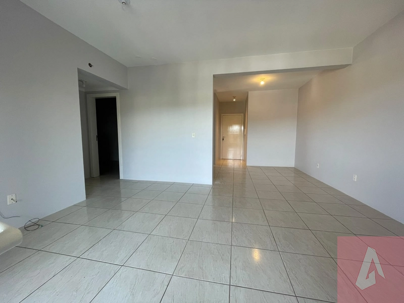 Apartamento: 2ª foto da galeria de imagens do imóvel