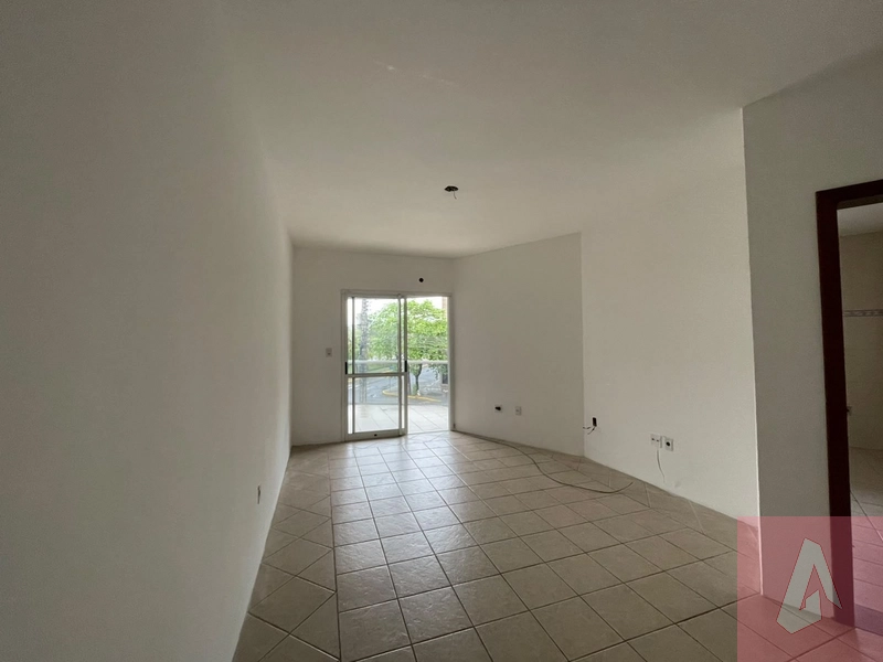 Apartamento: 3ª foto da galeria de imagens do imóvel