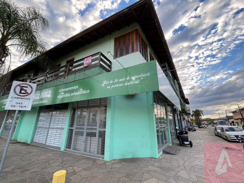Apartamento de 01 dormitório, sala, cozinha, banheiro, sacada e garage: 2ª foto da galeria de imagens do imóvel