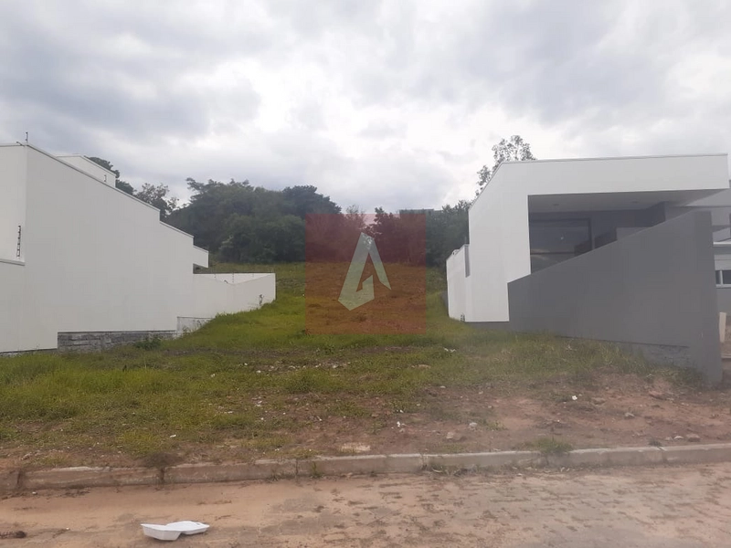 Excelente terreno escriturado: 1ª foto da galeria de imagens do imóvel