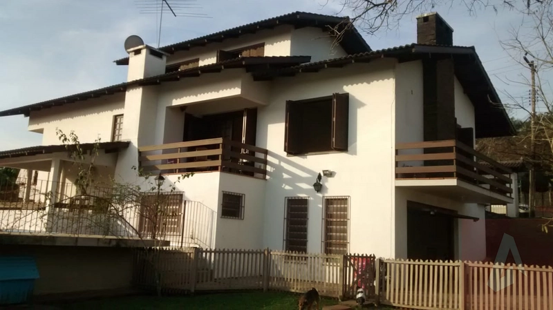 Casa de alto padrão em Novo Hamburgo: 3ª foto da galeria de imagens do imóvel