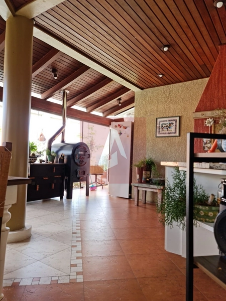 Casa alto padrão no centro!: 8ª foto da galeria de imagens do imóvel