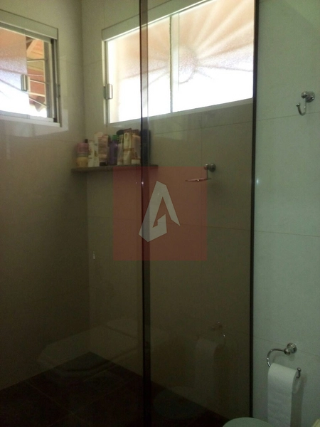 Casa á venda centro de Araricá: 3ª foto da galeria de imagens do imóvel