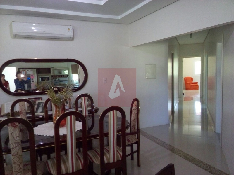 Casa á venda centro de Araricá: 7ª foto da galeria de imagens do imóvel