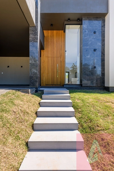 Belíssima casa em Ivoti: 4ª foto da galeria de imagens do imóvel