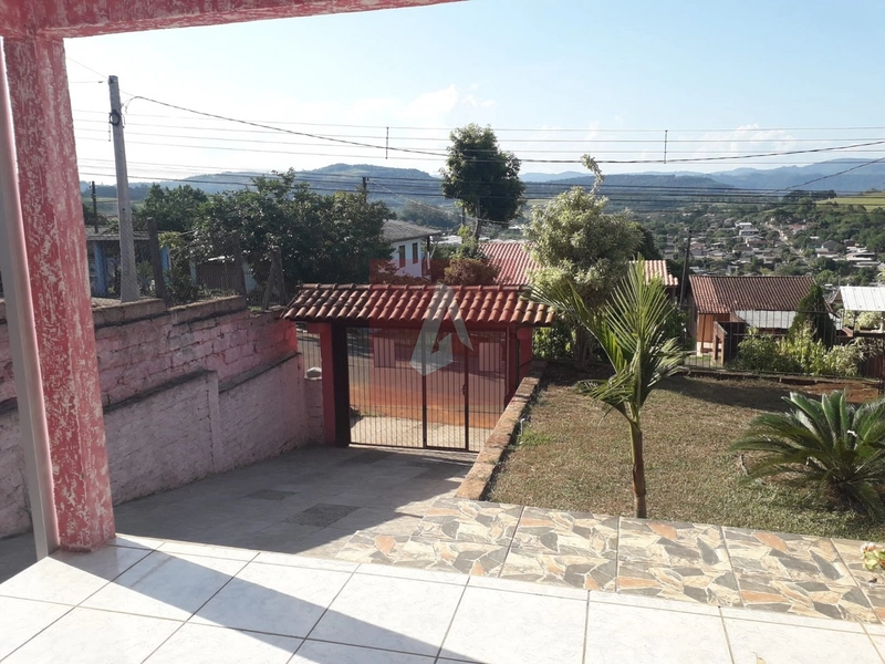 OTIMA CASA A VENDA EM CAMPO BOM: 3ª foto da galeria de imagens do imóvel