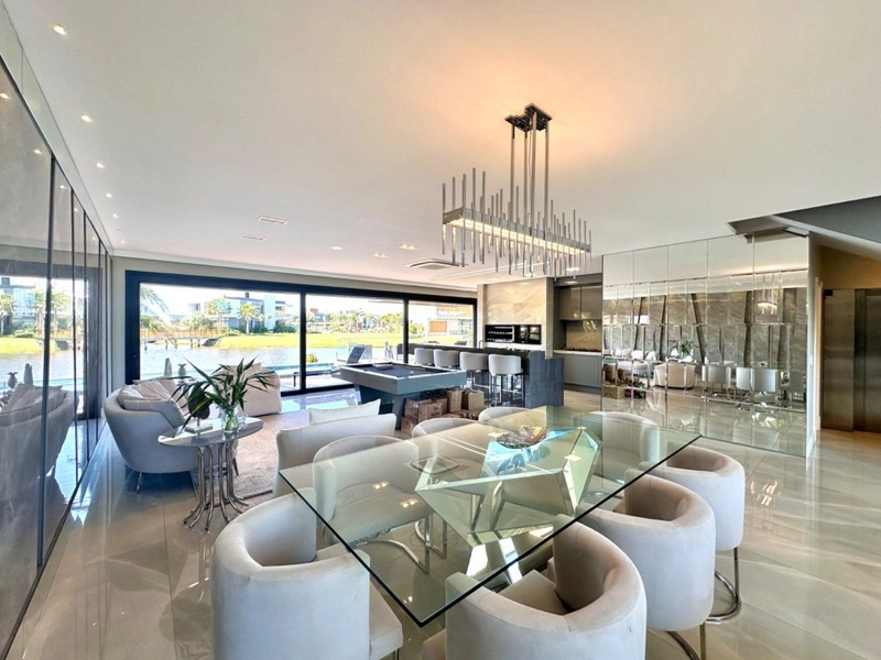 Casa em Condomínio Novo e Exclusivo: 3ª foto da galeria de imagens do imóvel
