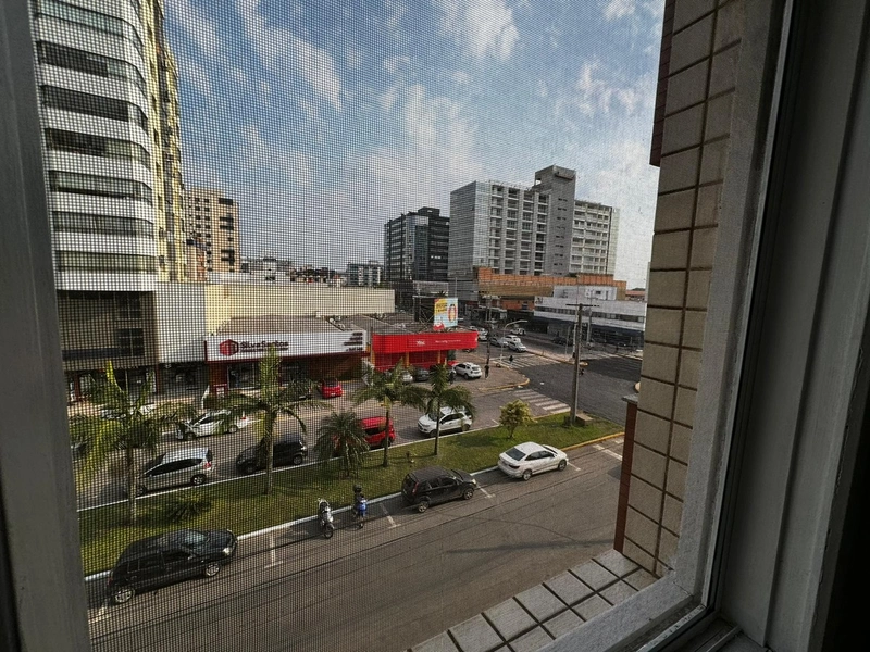 Apartamento com sacada separada de frente para avenida Ruda: 13ª foto da galeria de imagens do imóvel